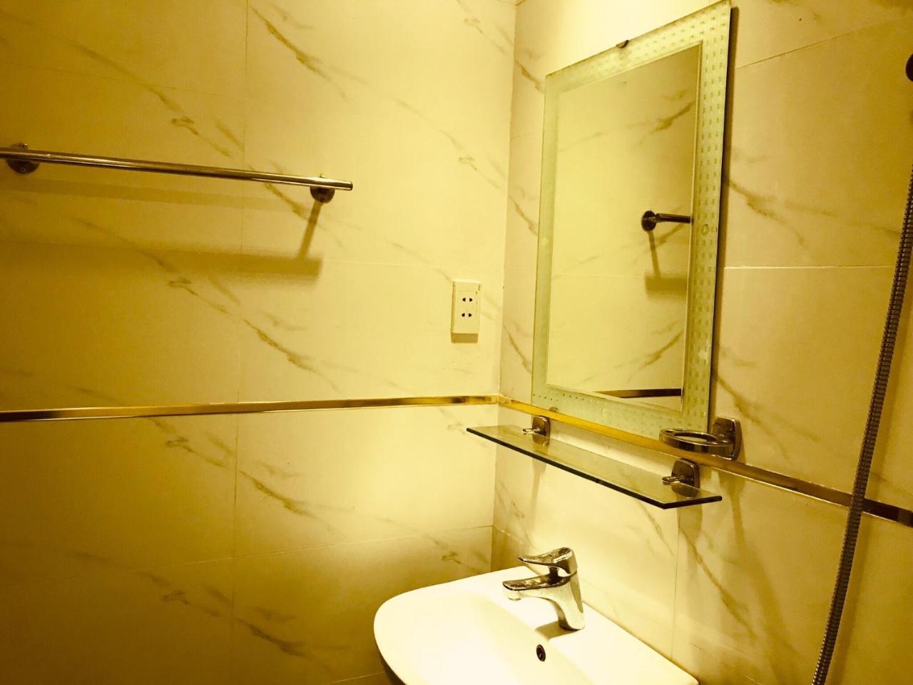 Quynh Anh Hotel 호치민 외부 사진